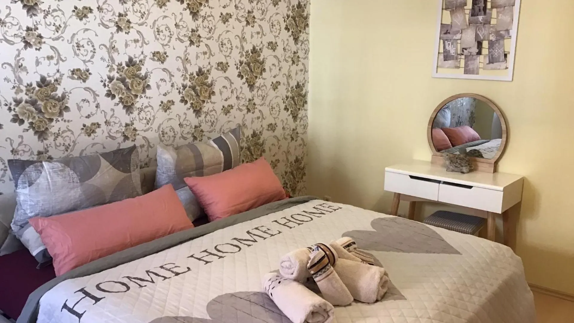 Lebendige Wohnung Mit Wohlfuehlcharakter Bayreuth Alemanha